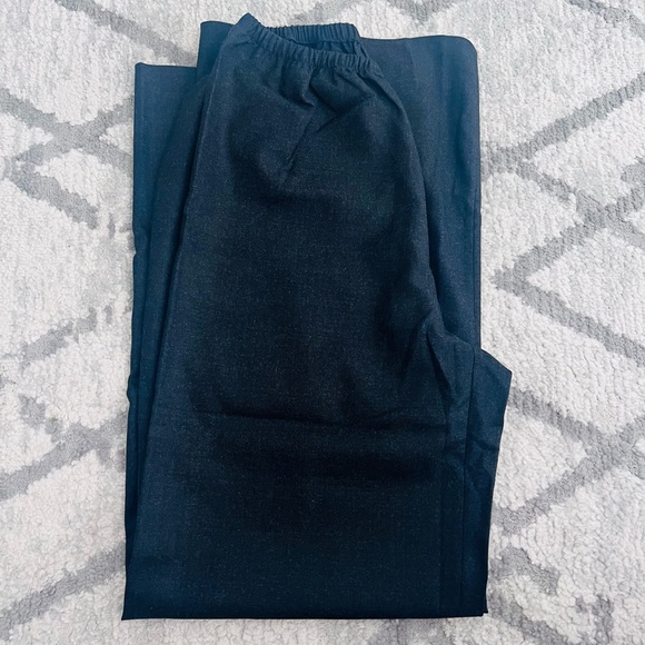 The Row Gala Pant in Virgin Wool - Picture 5 of 6